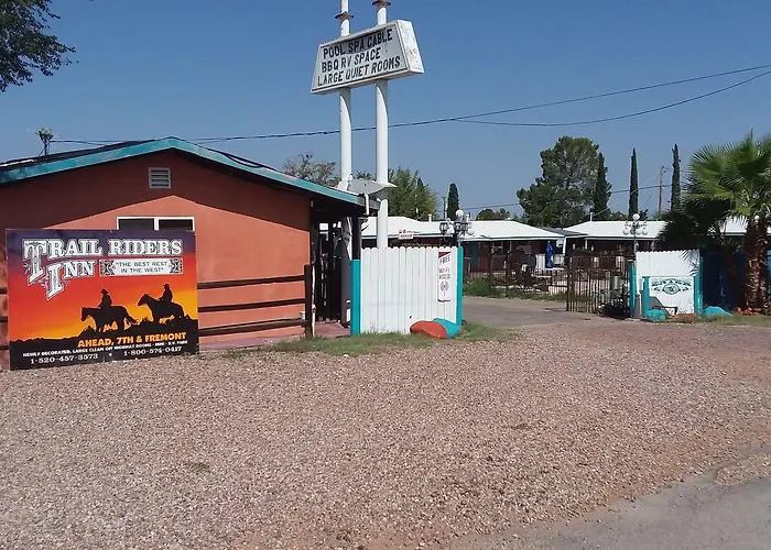 Trail Rider's Motel 2*