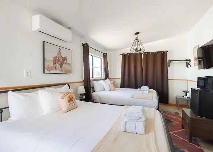 Trail Rider's Motel 2*