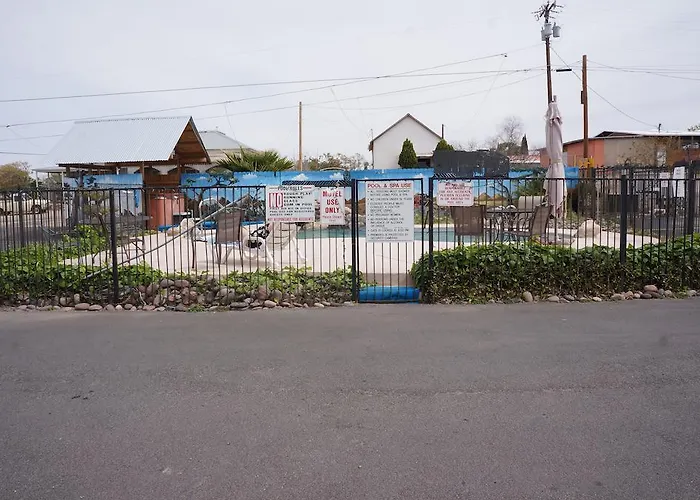 Trail Rider's Motel Tombstone